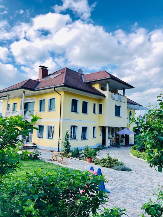 Ferienwohnung Am Bauernhof Strassonig Vulgo Hornis Moosburg Exterior foto