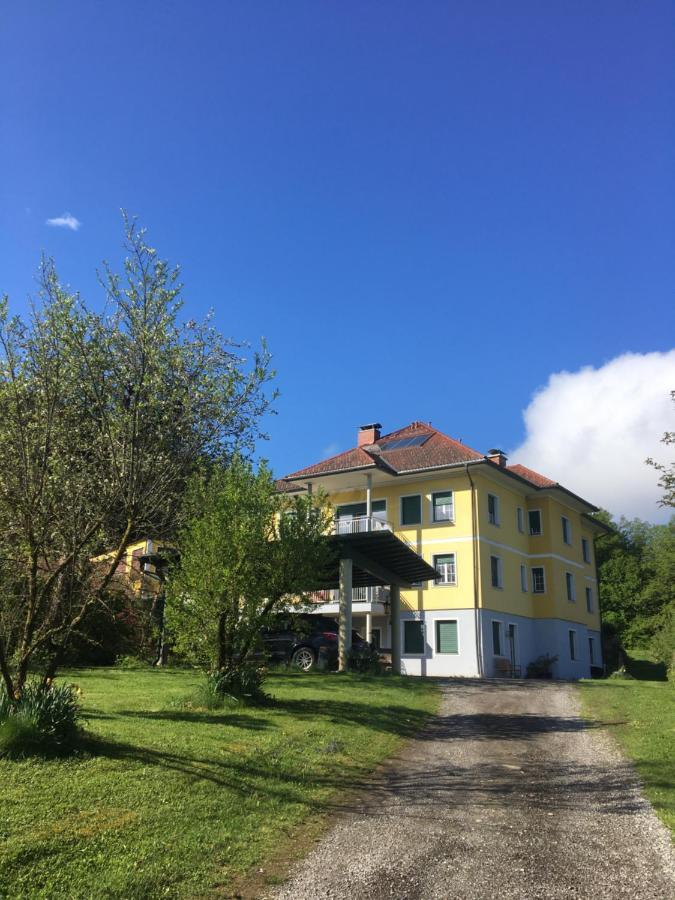 Ferienwohnung Am Bauernhof Strassonig Vulgo Hornis Moosburg Exterior foto