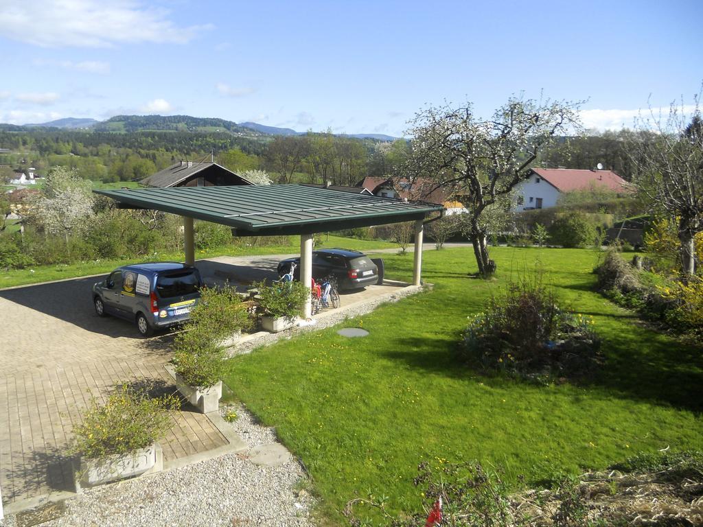 Ferienwohnung Am Bauernhof Strassonig Vulgo Hornis Moosburg Exterior foto